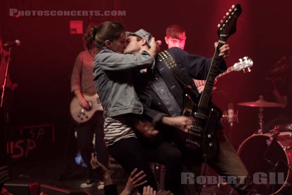 BLACK LIPS - 2009-11-06 - PARIS - La Cigale - Cole Alexander - Jared Swilley